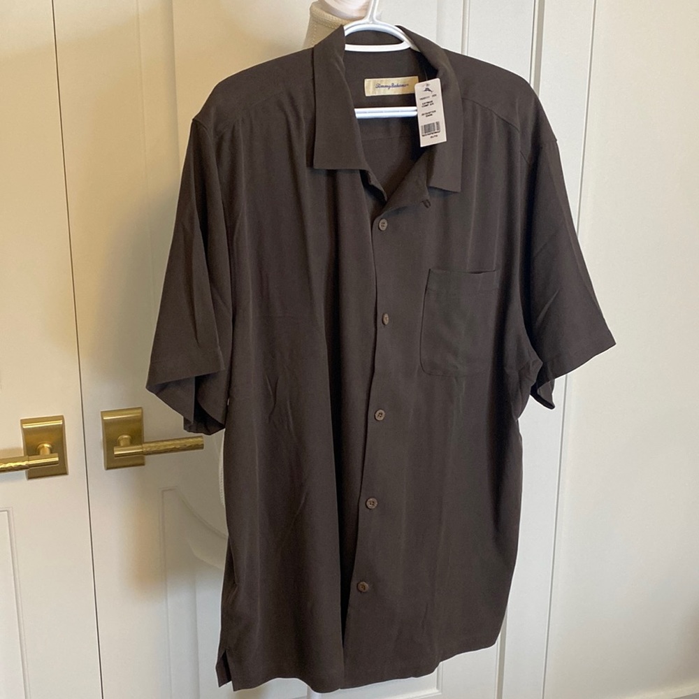 NWT Men’s Tommy Bahama Short Sleeve Button Down shirt